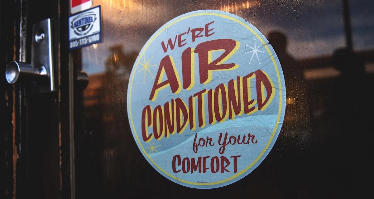 Portable air conditioning: is it worth it?  Advantages and disadvantages